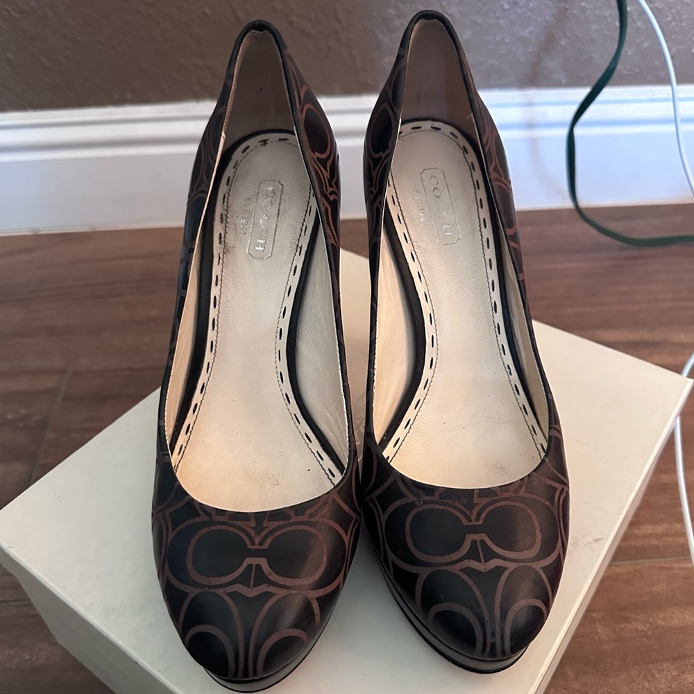 Coach high heel pumps - Picture 3 of 13